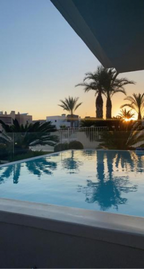 Fantastisk 4 roms med egen dipping Pool Mijas